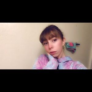 Meet your Posher, Clara